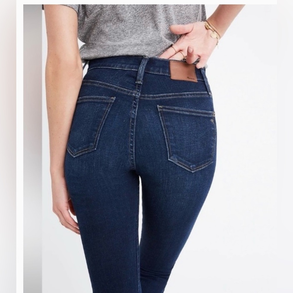 Madewell Dark Indigo High-Rise Skinny Jeans.  Size 23